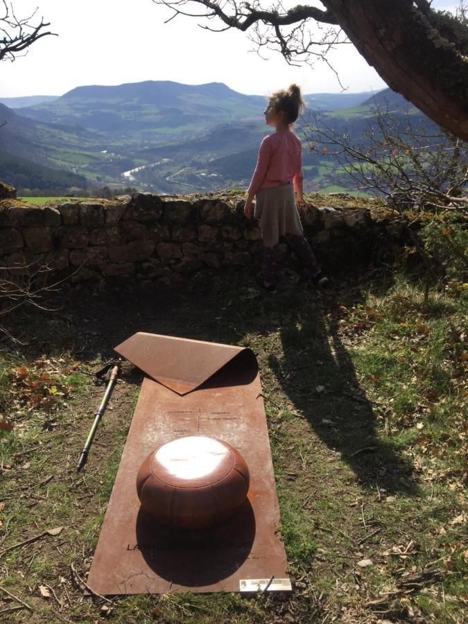 Gite La Cerise Qui Rit La Cresse Dış mekan fotoğraf